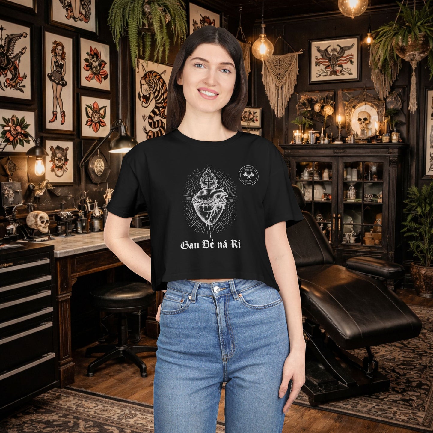 Cropped T-shirt Without God Nor King