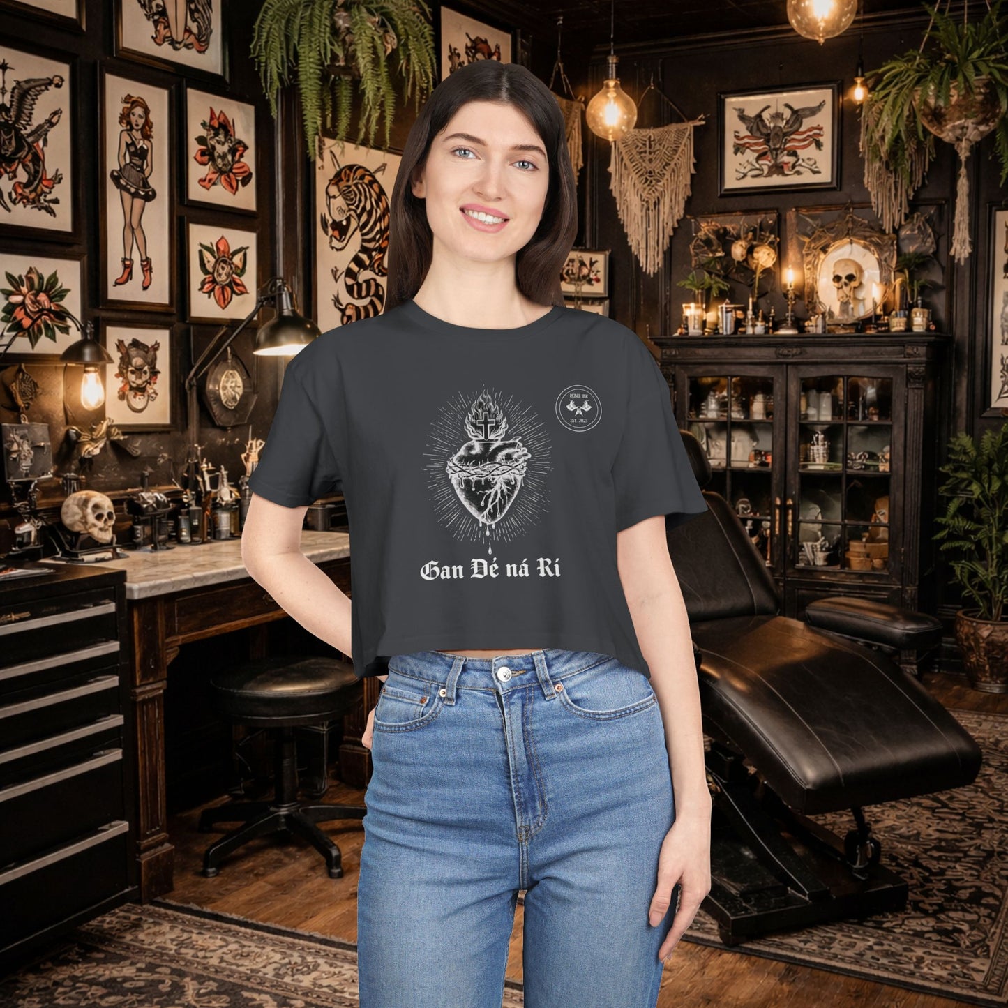Cropped T-shirt Without God Nor King